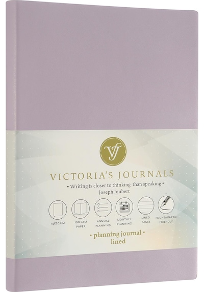 1038 Victoria's Journals Smyth Esnek Kapak Planlayıcı Defter 14x20 Cm 100gr. Krem 96 Yaprak Lila Çizgili