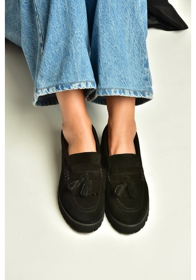 Fox Shoes Z944014461 Siyah Süet Kalın Tabanlı Püsküllü Loafer Ayakkabı
