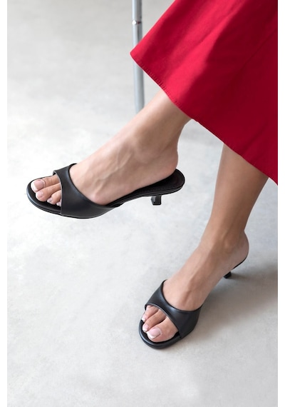 Wolk Shoes Denis Kadın Topuklu Kırışık Deri Sandalet Siyah