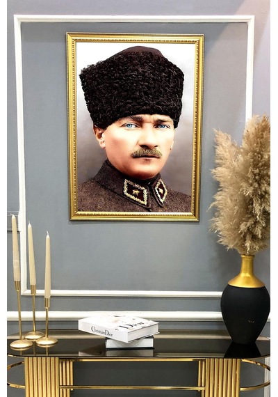Atatürk Portresi Dijital Baskılı Kadife Kumaş Çerçeveli Tablo Tbl0042