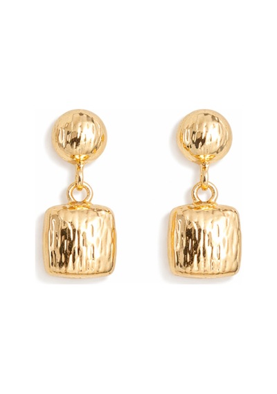 Zyra Gold Minimal Kare Formlu Altın Renk Küpe Modern Şık Günlük Kadın Küpesi