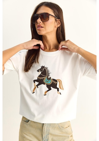 Shade Kadın Figürlü Nakış Ve Boncuk Detaylı Oversize T-shirt 2222 60286121 - Beyaz
