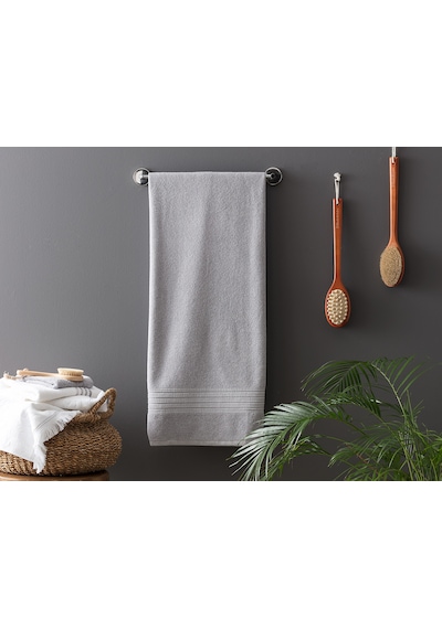 Madame Coco Stripe Armürlü Banyo Havlusu