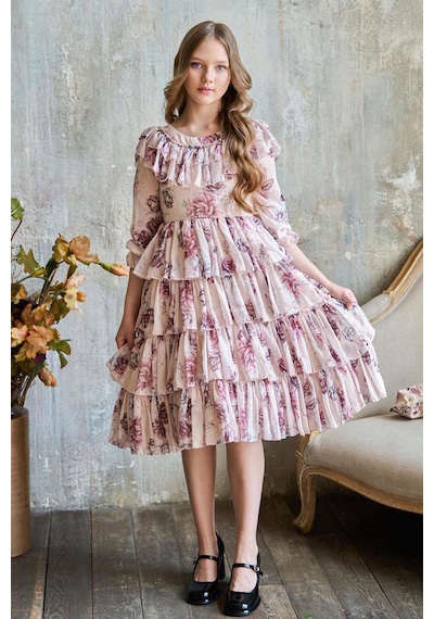 Riccotarz Kız Çocuk Üzeri Gül Desenli Yakası Ve Eteği Kat Kat Fırfırlı Pliseli Pembe Elbise Pembe Riccotarz Kız Çocuk Üzeri Gül Desenli Yakası Ve Eteği Kat Kat Fırfırlı Pliseli Pembe Elbise Pembe