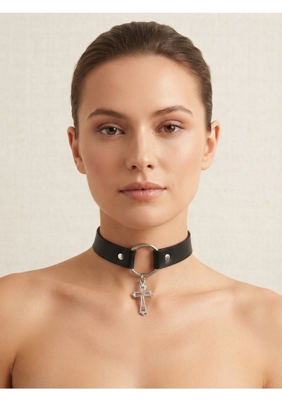 Siyah Pu Deri Haç Figürlü Choker Kolye Gümüş Renk Halka Detaylı Gotik Tarz Kadın Kolye Gtk66 Gümüş
