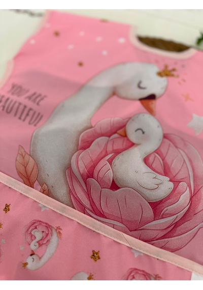 Sıvı Geçirmez Pembe Kuğu Desenli Leke Tutmaz Mama Ve Aktivite Önlüğü Açık Pembe