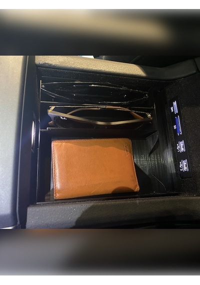 Audi A6 2020 Kolçak İçi Organizer