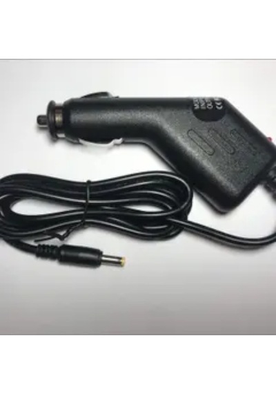 12 Volt 2 Amper Araç Tablet Şarj Cihazı 12 Volt 2 Amper 2.5 Mm 0.7 Mm Araç Tablet Şarj Aleti