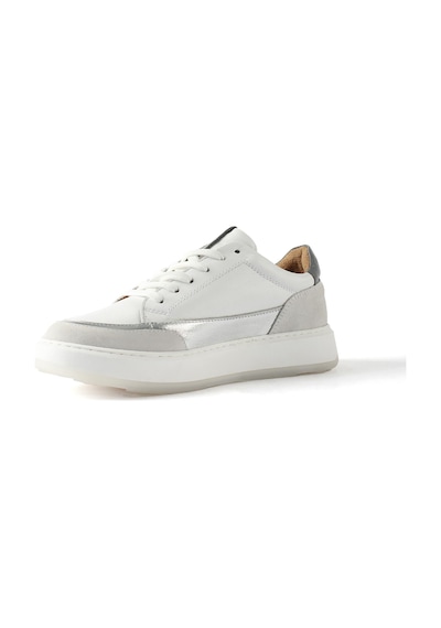 Kadın Beyaz Bağcıklı Kalın Tabanlı Deri Sneaker