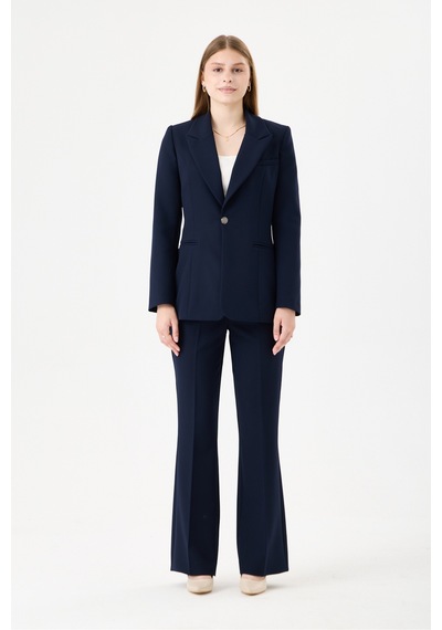 Velnara Moda Klasik Tek Düğme Ceket & İspanyol Paça Pantolon - Kadın Takım Elbise Lacivert- Velnara Tasarımı Lacivert - 918597742 Lacivert Velnara Moda Klasik Tek Düğme Ceket & İspanyol Paça Pantolon - Kadın Takım Elbise Lacivert- Velnara Tasarımı Lacivert - 918597742 Lacivert