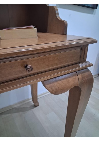 Çalışma Masa İlhm 90633 Model Klasik Takım Lüks Klasik Ahşap Ceviz Renk El Yapım Kahverengi Çalışma Masa İlhm 90633 Model Klasik Takım Lüks Klasik Ahşap Ceviz Renk El Yapım Kahverengi