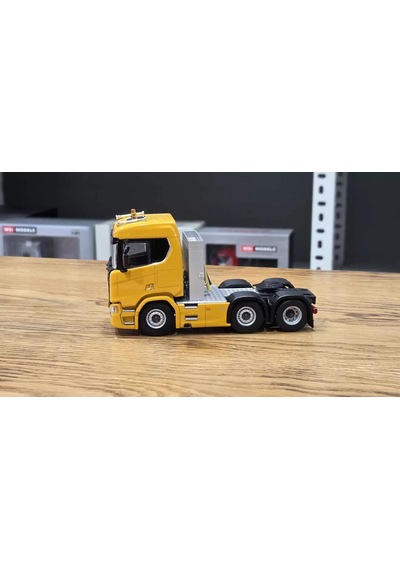 1/50 - Scania R530 6x2 - Sarı Renk