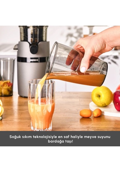 Karaca Yavaş Sıkım Katı Meyve Sıkacağı Gri Renkli 200w Motor Gücü İle Besin Değerlerini Korur
