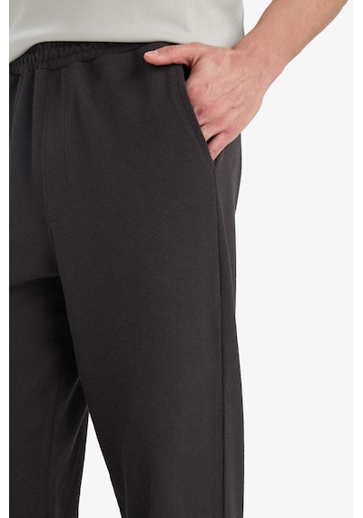 DeFacto Bol Rahat Kesim Wide Leg Üç Cepli Geniş Paça Yazlık Pantolon F3147AX25SPAR104 DeFacto Bol Rahat Kesim Wide Leg Üç Cepli Geniş Paça Yazlık Pantolon F3147AX25SPAR104