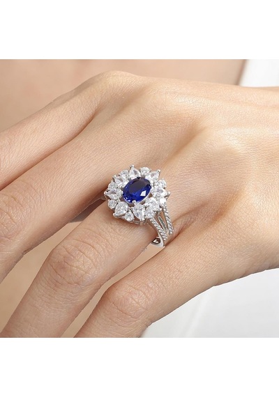 Mia Vento Effective Diamond Paris Işıltısı Sentetik Safir Taşlı Gümüş Yüzük
