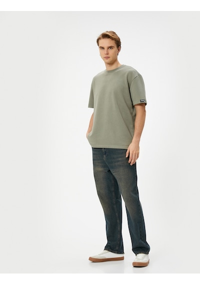 Koton Oversize Tişört Kalın Gramajlı Etiket Detaylı Bisiklet Yaka Haki 4Sam10747Hk Haki Koton Oversize Tişört Kalın Gramajlı Etiket Detaylı Bisiklet Yaka Haki 4Sam10747Hk Haki