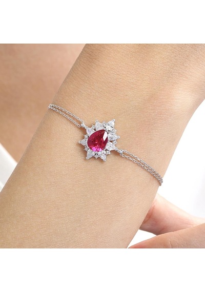 Mia Vento Effective Diamond Londra Tutkusu Sentetik Yakut Taşlı Gümüş Bileklik