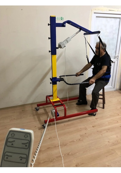 Motorlu Kumandalı Kişisel Yürüyüş Robotu Engelli Lift, Uzay Terapi Ve Denge Egzersiz Sistemi