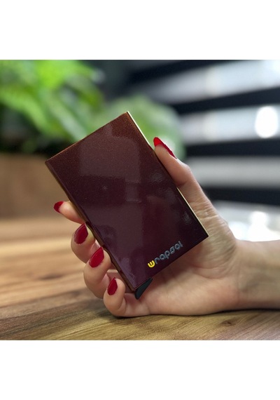 Wrapsol Mekanizmalı Kartlık Rfid Korumalı Alüminyum Otomatik Mekanizmalı Kredi Kartlık Renkli Mat Kırmızı Parlak Sonbahar Parlak Sonbahar Kahverengi
