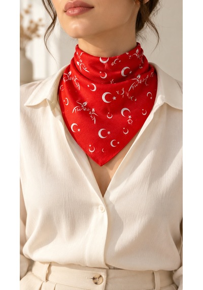 Herşeynota 24 Lü Türk Bayrağı Desenli Kırmızı %100 Pamuk Fular Bandana 52x52 Cm Çok Renkli