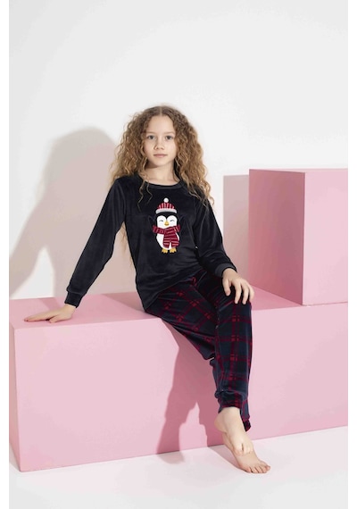 Tarık 5-9 Yaş Kız Çocuk Penguen Nakışlı Kadife Pijama Takımı 3151270 - Lacivert Lacivert Tarık 5-9 Yaş Kız Çocuk Penguen Nakışlı Kadife Pijama Takımı 3151270 - Lacivert Lacivert