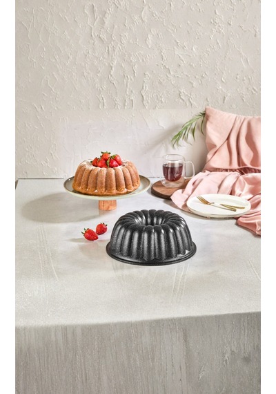 Safir Kek Kalıbı 26 Cm Siyah
