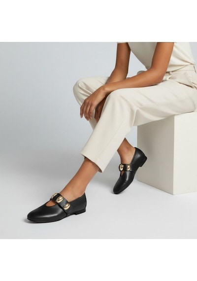 Ne&ve Shoes Siyah Hakiki Deri Gold Aksesuar Detaylı Lastikli Kadın Şık Ve Rahat Babet