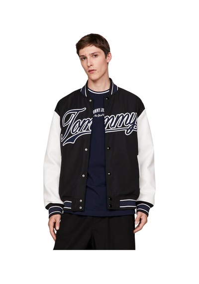 Tommy Hilfiger Erkek Marka Logolu Polyfill Dolgulu Düğmeli Şerit Cepli Lastik Örgü Yakalı Şık Görünümlü Siyah Mont Dm0dm17880 Bds Tommy Hilfiger Erkek Marka Logolu Polyfill Dolgulu Düğmeli Şerit Cepli Lastik Örgü Yakalı Şık Görünümlü Siyah Mont Dm0dm17880 Bds