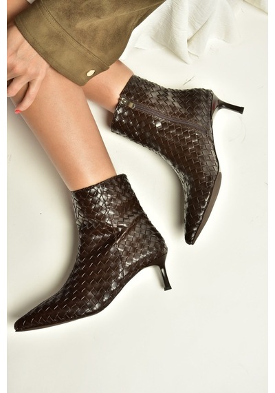Fox Shoes Z676588909 Kahverengi Örgü Detaylı Kitten Topuklu Bilek Boy Kadın Bot