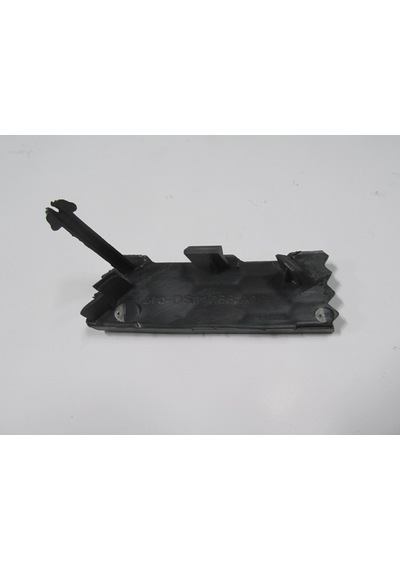Esse Oto - Nıssan Almera- N16- Sd/hb- 04/06 Ön Tampon Panjuru Alt Kapak Esse2642010b 622a1-bn700