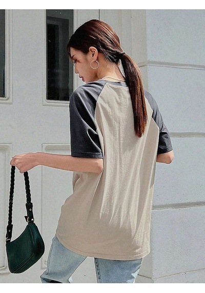 Vocation Parçalı Süprem T-shirt - Bej Füme Baskılı Oversize Bisiklet Yaka Kısa Kol Tişört Bej-füme Vocation Parçalı Süprem T-shirt - Bej Füme Baskılı Oversize Bisiklet Yaka Kısa Kol Tişört Bej-füme