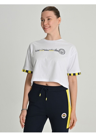 Fenerium Kadın Trıbun Kalpleri Fetheden Renkle Beyaz