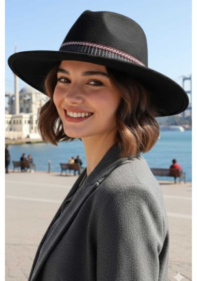 Uniquetrenders Kadın Geniş Kenarlı Bohem Tarz Şeritli Fedora Kaşe Şapka Siyah