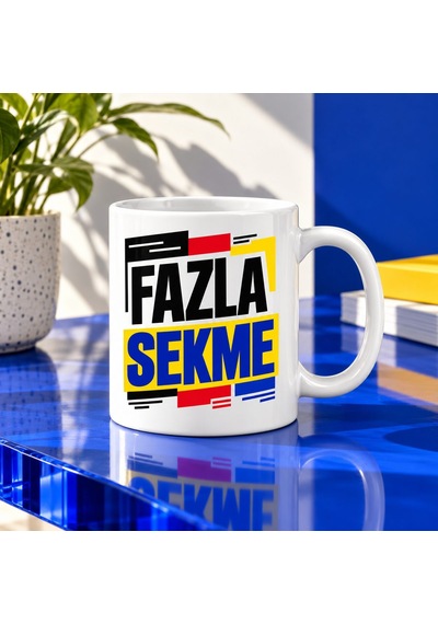 Fazla Sekme Tasarımlı Porselen Kupa - Model 674 Siyah
