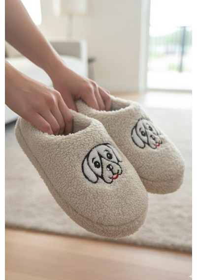 Ft 102 Köpek Nakışlı Kadın Ev Terliği Peluş Terlik Çeyiz Ve Bohça Terliği Ses Yapmaz Kalın Taban Ekru Ft 102 Köpek Nakışlı Kadın Ev Terliği Peluş Terlik Çeyiz Ve Bohça Terliği Ses Yapmaz Kalın Taban Ekru