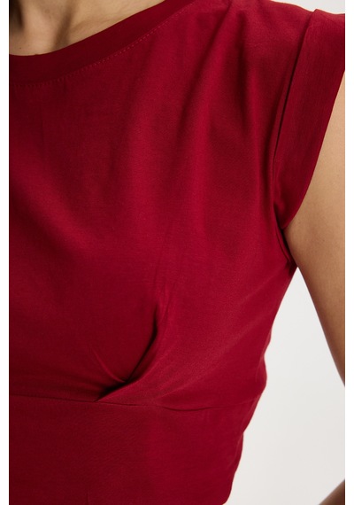 Tudors Kadın Slim Fit %100 Pamuk Pileli Yumuşak Doku Bordo Bisiklet Yaka Crop Bluz-50395