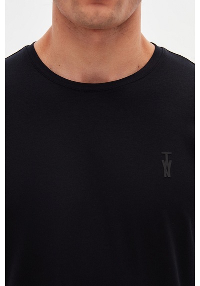 Twn Slim Fit Siyah Düz Kabartma Baskılı T-shirt 4ec148551753m Siyah