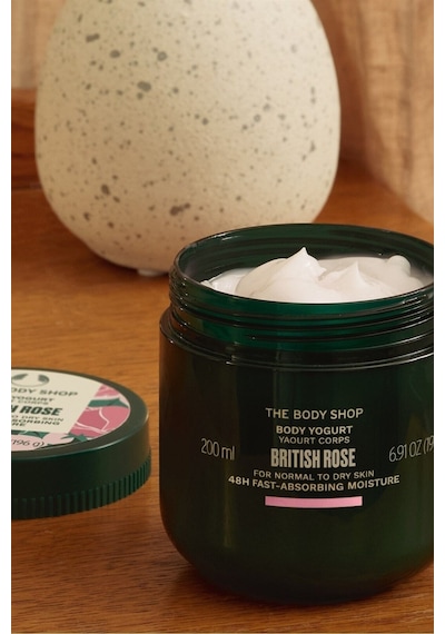 The Body Shop British Rose Body Yogurt 15 Saniyede Emilen Vücut Nemlendiricisi 200 Ml