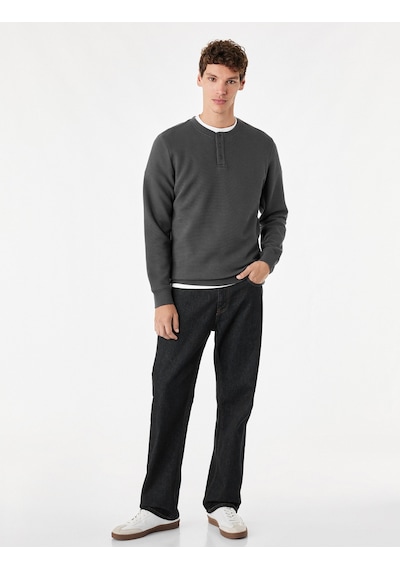 Koton Uzun Kollu Pamuklu Waffle Dokulu Henley Yaka Sweatshirt Antrasit 7wam70106mk