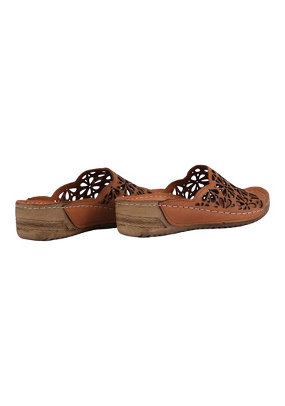 Napa Shoes Rahat Kalıp Lazer Detaylı Hakiki Deri Kadın Dolgu Topuk Terlik Napa-226l Taba