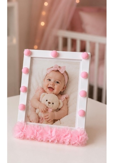 Pembe Ponponlu Bebek Odası Abajur Ve Fotoğraf Çerçevesi Seti El Yapımı Kız Bebek Odası Deko Pembe