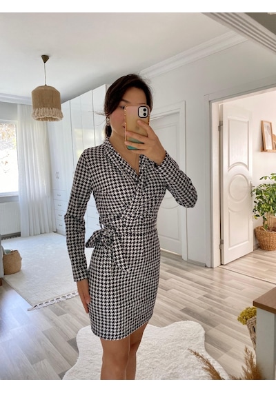 De'charme Kadın Uzun Kollu Kruvaze Yaka Bağlamalı Kemer Dalgıç Mini Boy Elbise Çok Renkli