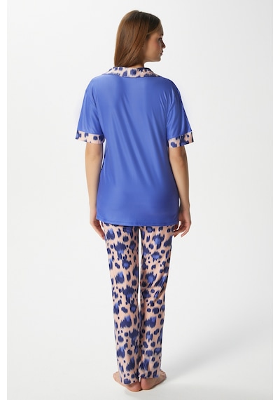 Ritnice Kadın Andra Mavi Leo Desen Ön Düğmeli Kısa Kol Alt Üst Pijama Takımı Mavileopar Ritnice Kadın Andra Mavi Leo Desen Ön Düğmeli Kısa Kol Alt Üst Pijama Takımı Mavileopar