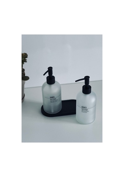 Buççin Online Mağaza 2'li Tezgah Üstü Standlı Sıvı Sabunluk Seti Siyah Ahşap Standlı 1000 Ml. Cam Gri Çok Renkli