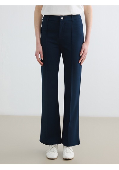 Lcwaıkıkı Classic Lacivert Dar Fit İspanyol Paça Kadın Pantolon