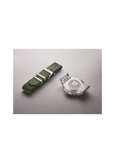 Oris Aquis Oris Social Club Edition Iı 43.50 Mm Otomatik Saat 01 Gümüş