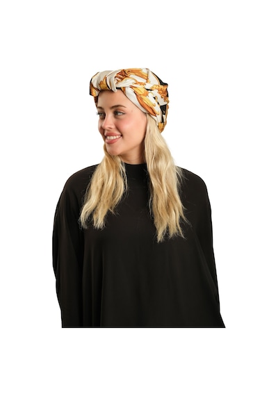 Hürrem Bone Siyah Pratik Hazır Geçmeli Tesettür Bone İpek Desenli 2410 01 Siyah Hürrem Bone Siyah Pratik Hazır Geçmeli Tesettür Bone İpek Desenli 2410 01 Siyah