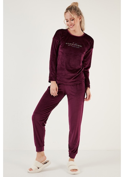 Lela Regular Fit Yumuşak Dokulu Kadife Bayan Pijama Takımı 6094200W4 Mor