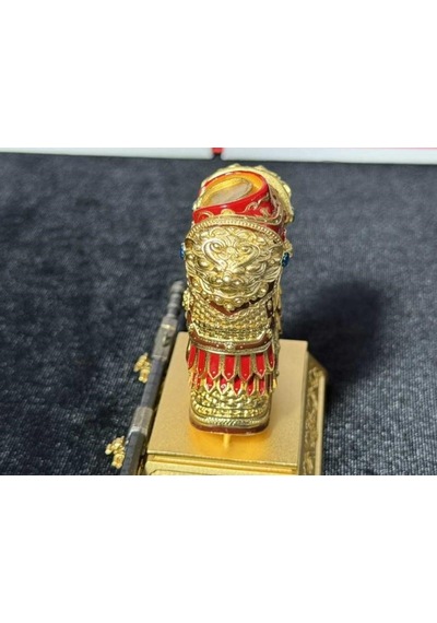 Zippo Japan Samurai Armor Special Edition - Savaşçı Ruhu Ellerinizde Led Işıklı