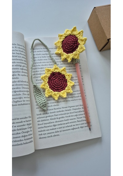 Ay Çiçeği Set Amigurumi Kitap Ayracı Ve Kalem Süsü Hediyelik Ürün Kalem Başlığı